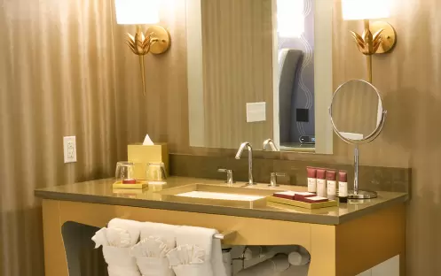 The Guest House at Graceland -  King Suite Dressing Room